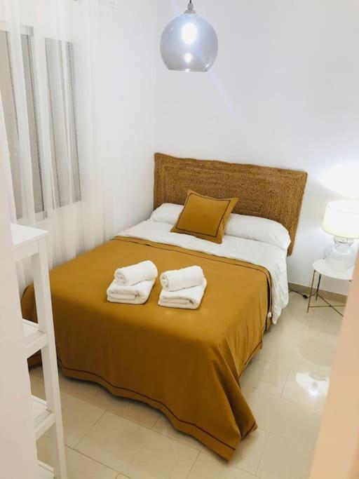 Nieves Viejas Apartamento Fresco Con Patio En Cordoba Luaran gambar