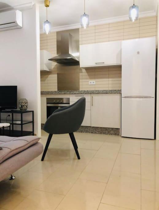 Nieves Viejas Apartamento Fresco Con Patio En Cordoba Luaran gambar