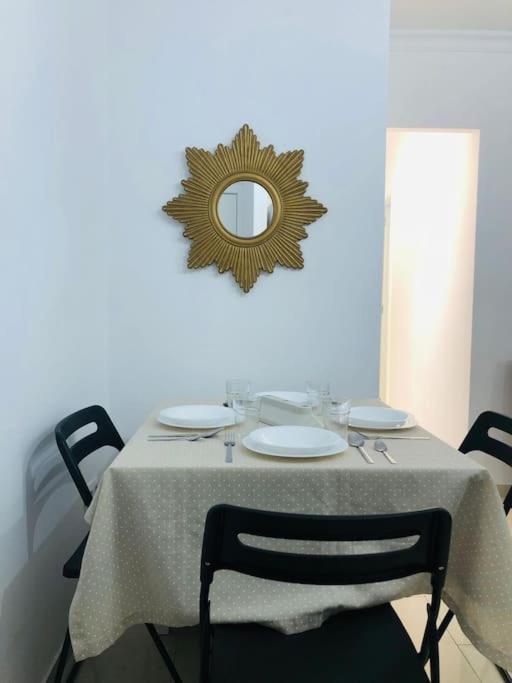 Nieves Viejas Apartamento Fresco Con Patio En Cordoba Luaran gambar