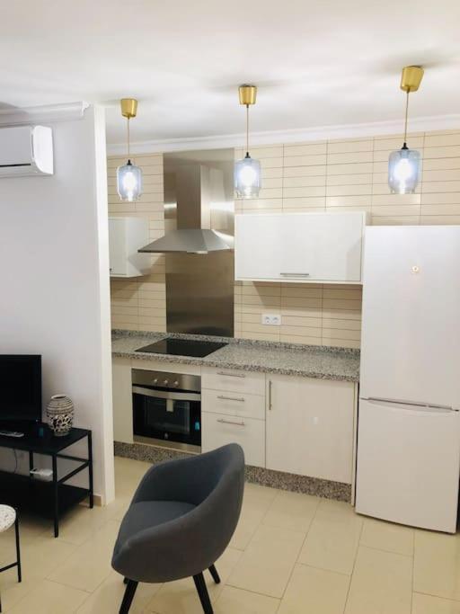 Nieves Viejas Apartamento Fresco Con Patio En Cordoba Luaran gambar